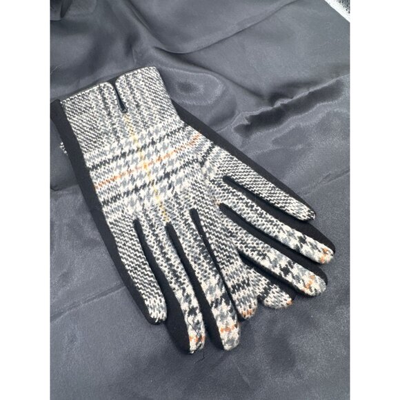 2/$30 Retro Plaid Gloves Finger Touch Screen Cashmere Feel Plus Velvet Thick NWT - Picture 7 of 8